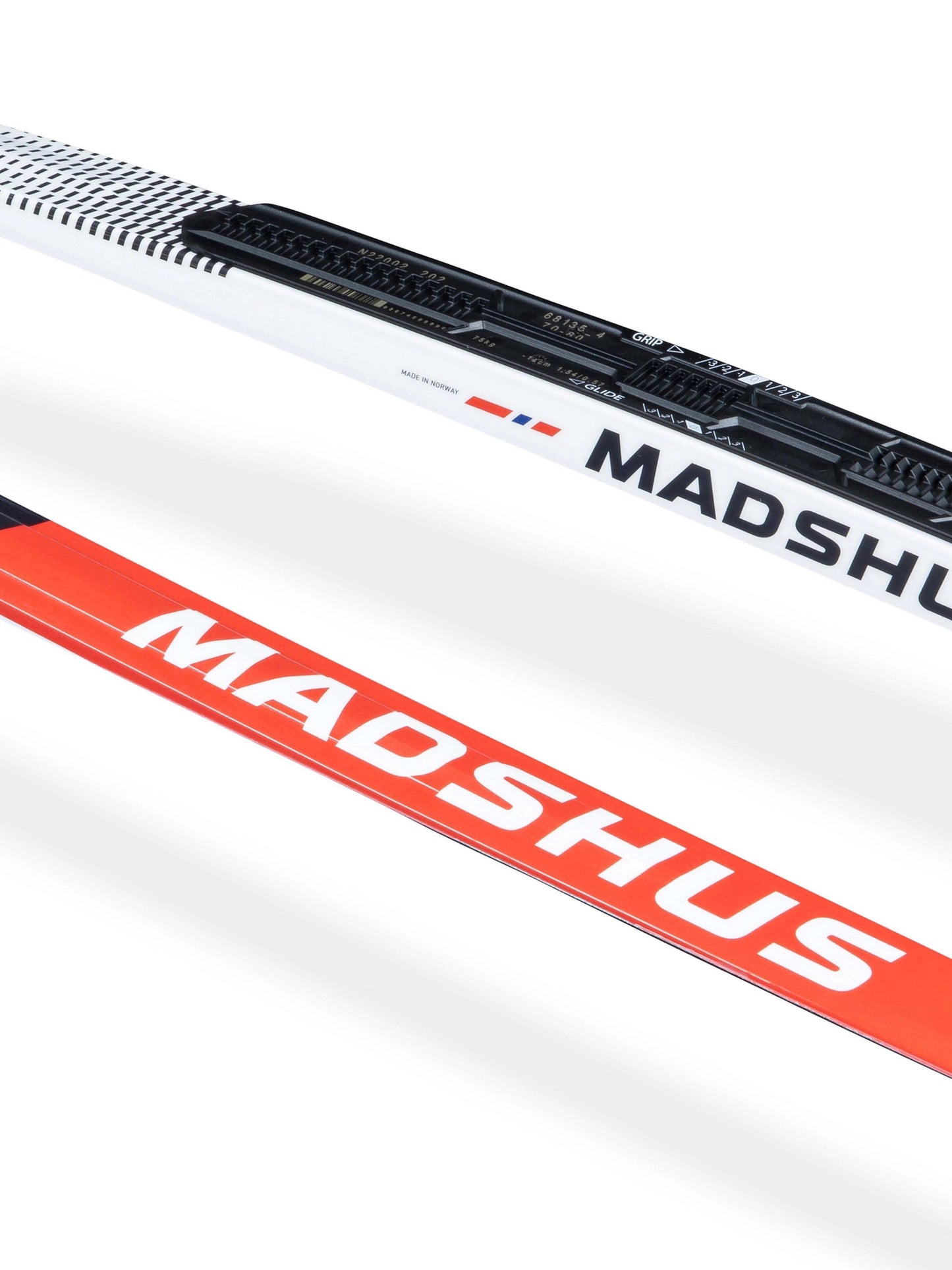 Madshus Redline Perinteisen suksi 23/24